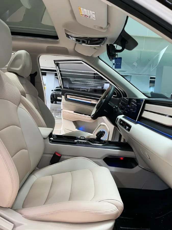 2023 Geely ICON 1.5T 181HP L4 7DCT,autocango,china used car exporter,china ev exporter,chinese used car exporter,chinese used ev exporter