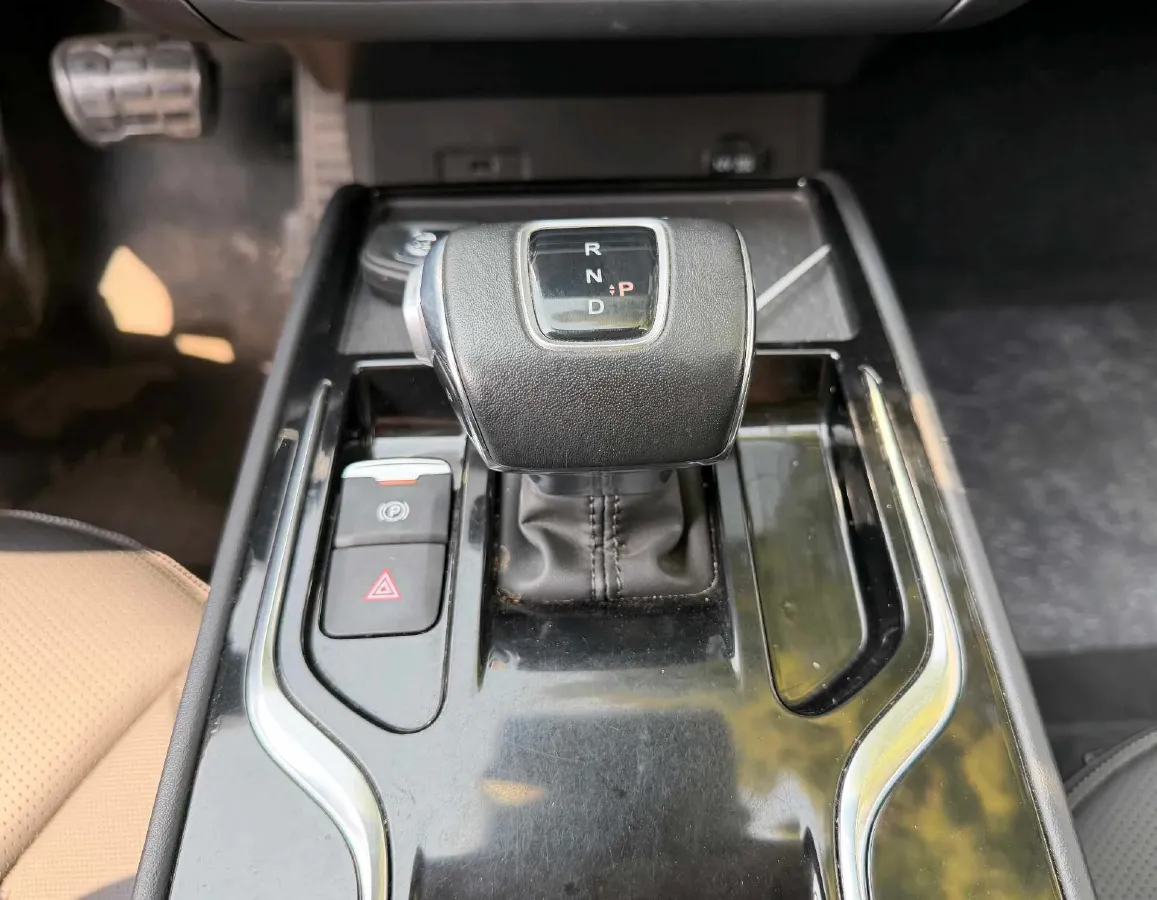 2021 HongQi E-QM5 BEV 54KWH,autocango,china used car exporter,china ev exporter,chinese used car exporter,chinese used ev exporter