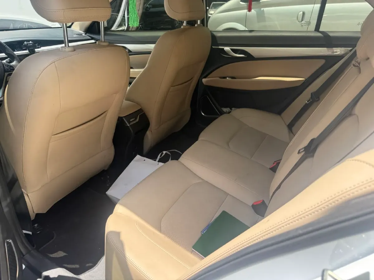 2018 Geely Emgrand 1.5L 109HP L4 5MT,autocango,china used car exporter,china ev exporter,chinese used car exporter,chinese used ev exporter