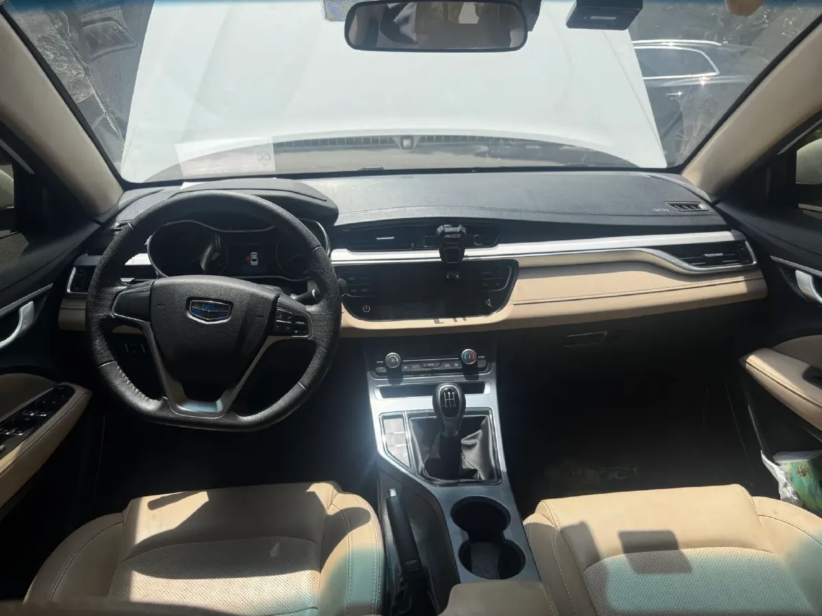 2018 Geely Emgrand 1.5L 109HP L4 5MT,autocango,china used car exporter,china ev exporter,chinese used car exporter,chinese used ev exporter