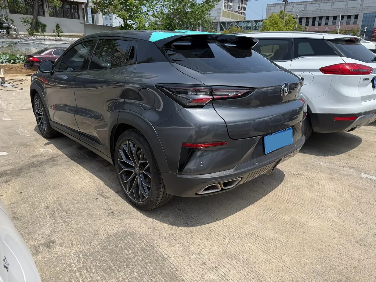 2022 ChangAn UNI-T 1.5T 188HP L4 7DCT,autocango,china used car exporter,china ev exporter,chinese used car exporter,chinese used ev exporter