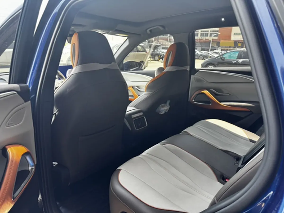 2022 Geely JiaJi 1.5T 177HP L3 7DCT PHEV 15.5KWH,autocango,china used car exporter,china ev exporter,chinese used car exporter,chinese used ev exporter