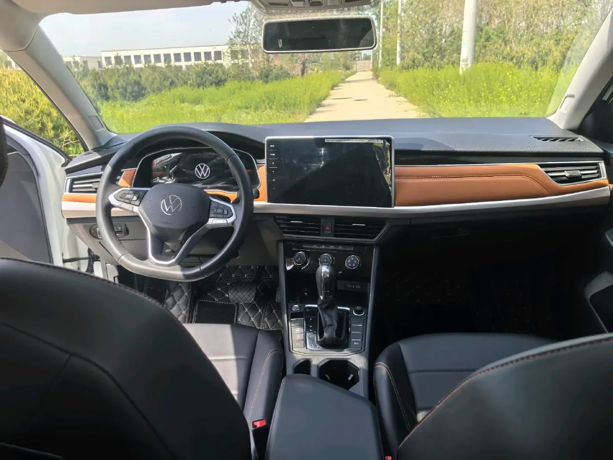 2024 Volkswagen Bora 1.4T 150HP L4 7DCT,autocango,china used car exporter,china ev exporter,chinese used car exporter,chinese used ev exporter