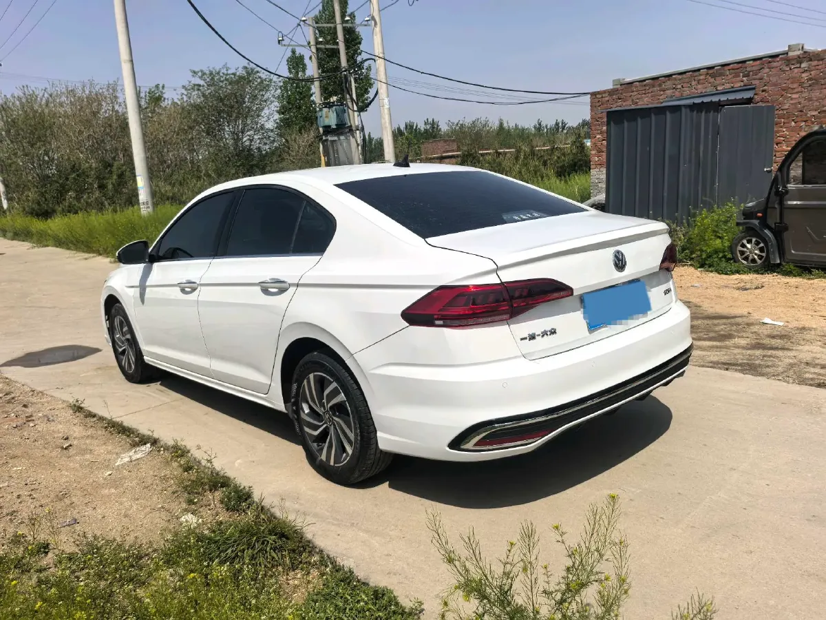 2024 Volkswagen Bora 1.4T 150HP L4 7DCT,autocango,china used car exporter,china ev exporter,chinese used car exporter,chinese used ev exporter