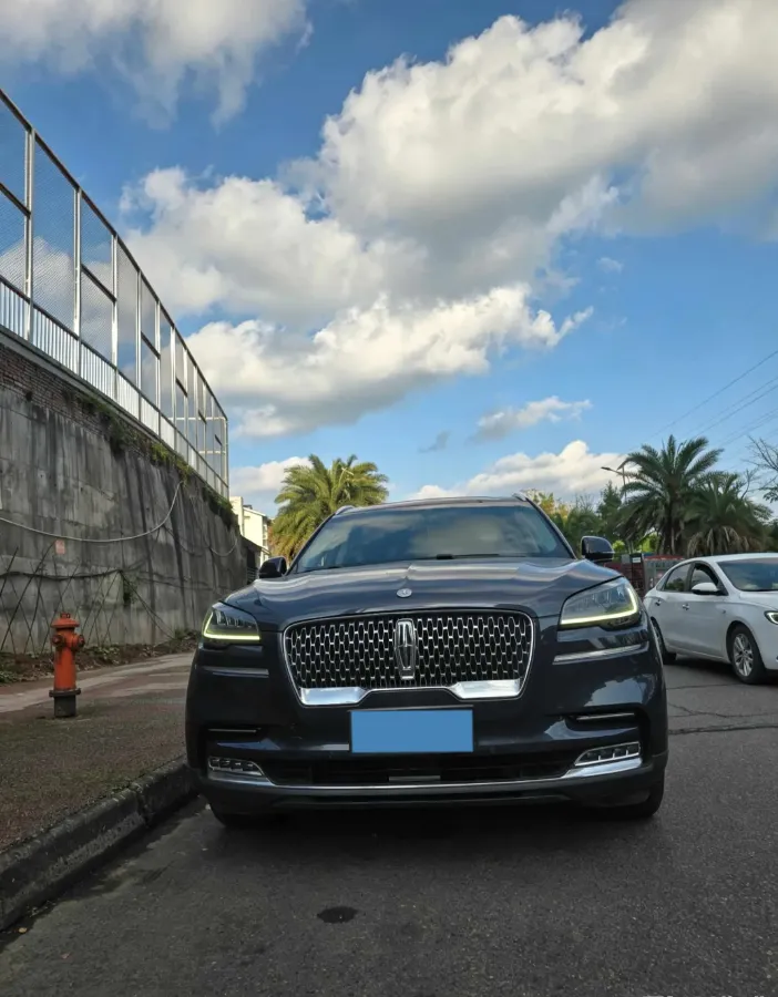 2020 Lincoln Aviator 3.0T 355HP V6 10AT,autocango,china used car exporter,china ev exporter,chinese used car exporter,chinese used ev exporter