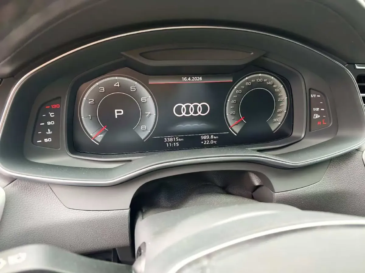 2024 Audi A6L 2.0T 245HP L4 7DCT,autocango,china used car exporter,china ev exporter,chinese used car exporter,chinese used ev exporter