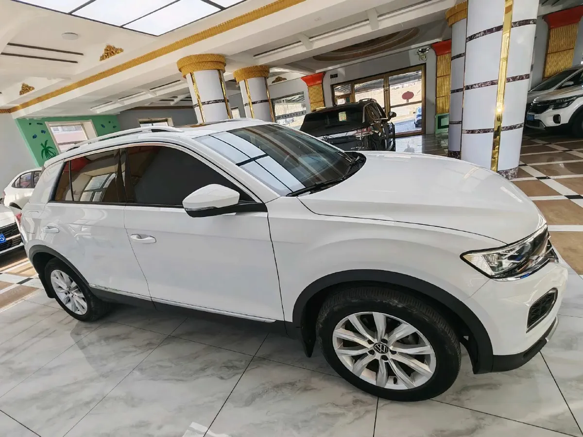 2021 Volkswagen T-Roc 1.4T 150HP L4 7DCT,autocango,china used car exporter,china ev exporter,chinese used car exporter,chinese used ev exporter