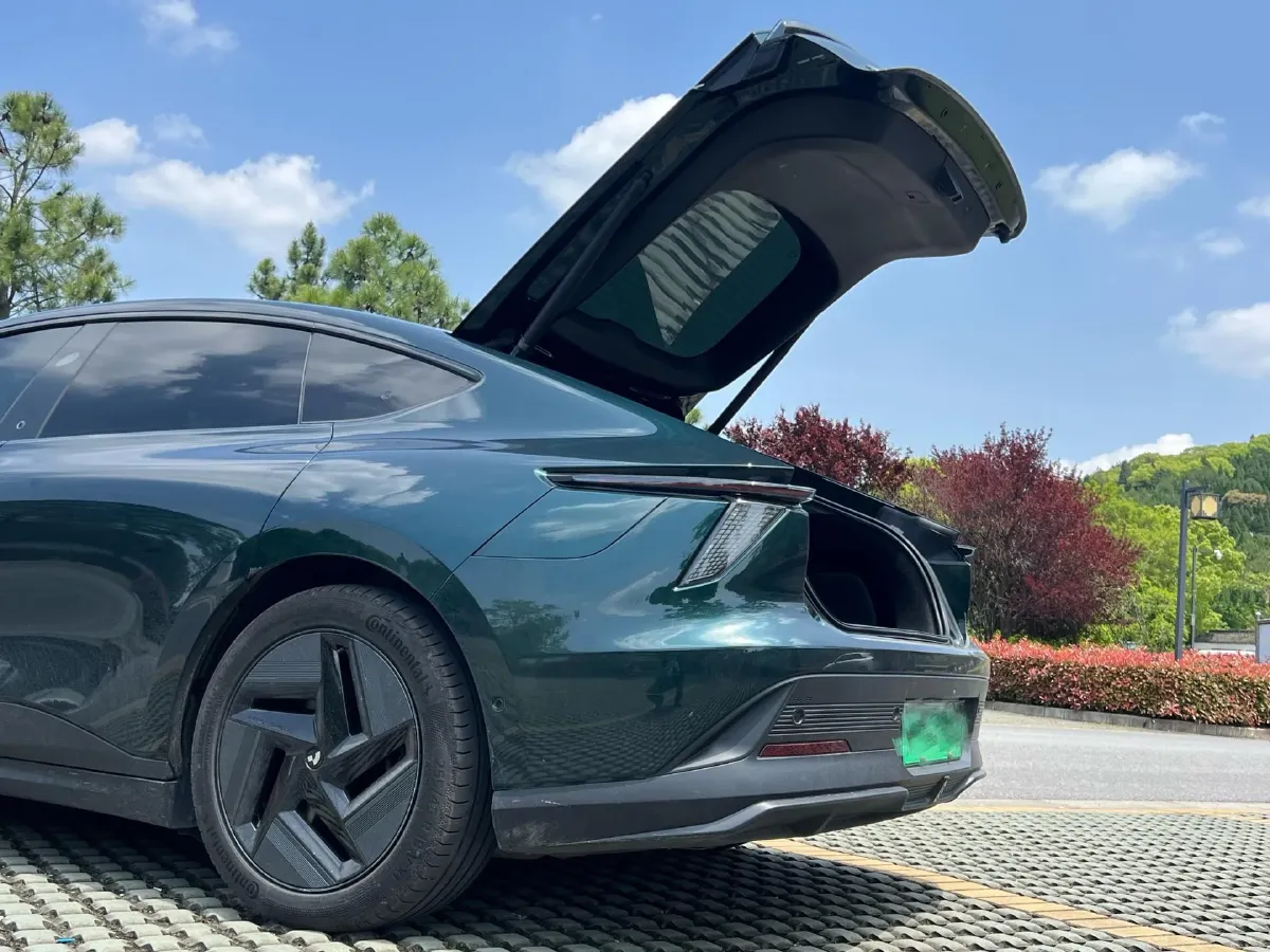 2024 JiYue 07 BEV 100KWH,autocango,china used car exporter,china ev exporter,chinese used car exporter,chinese used ev exporter