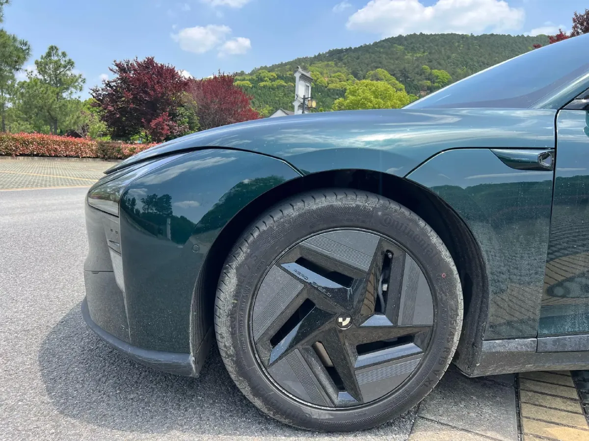 2024 JiYue 07 BEV 100KWH,autocango,china used car exporter,china ev exporter,chinese used car exporter,chinese used ev exporter