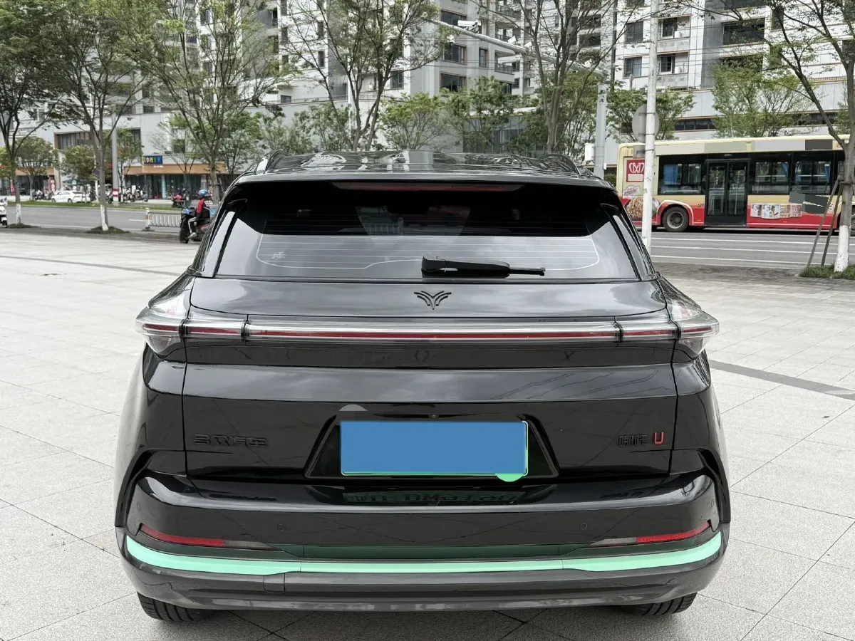 2022 GAC Trumpchi GS4 Plus 2.0T 252HP L4 6AT,autocango,china used car exporter,china ev exporter,chinese used car exporter,chinese used ev exporter