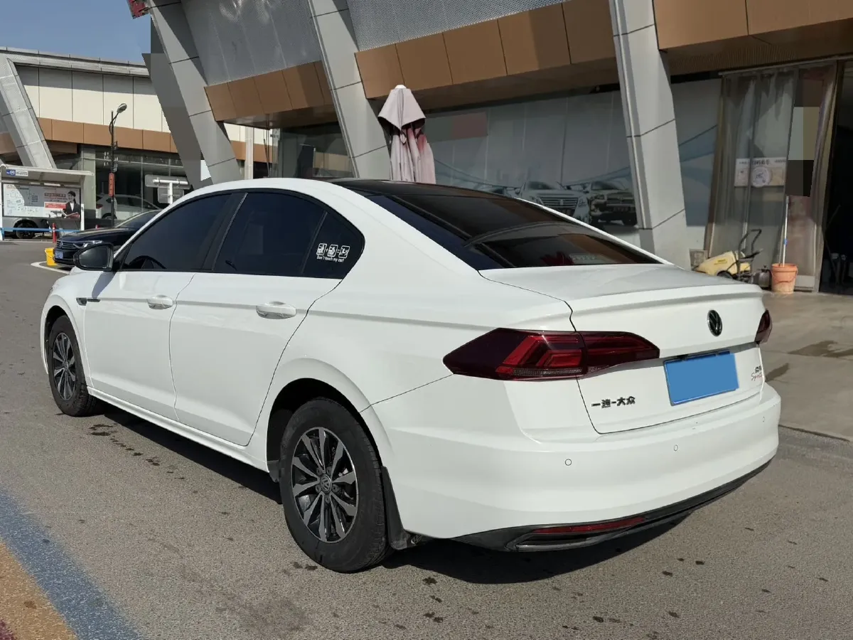 2019 MAXUS XinTu V80 2.5T 136HP L4 6MT,autocango,china used car exporter,china ev exporter,chinese used car exporter,chinese used ev exporter