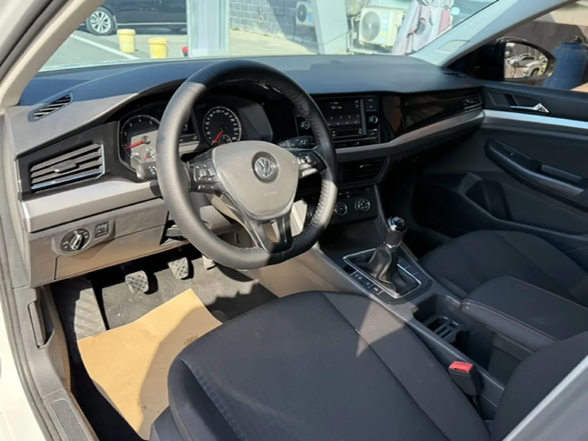 2019 MAXUS XinTu V80 2.5T 136HP L4 6MT,autocango,china used car exporter,china ev exporter,chinese used car exporter,chinese used ev exporter