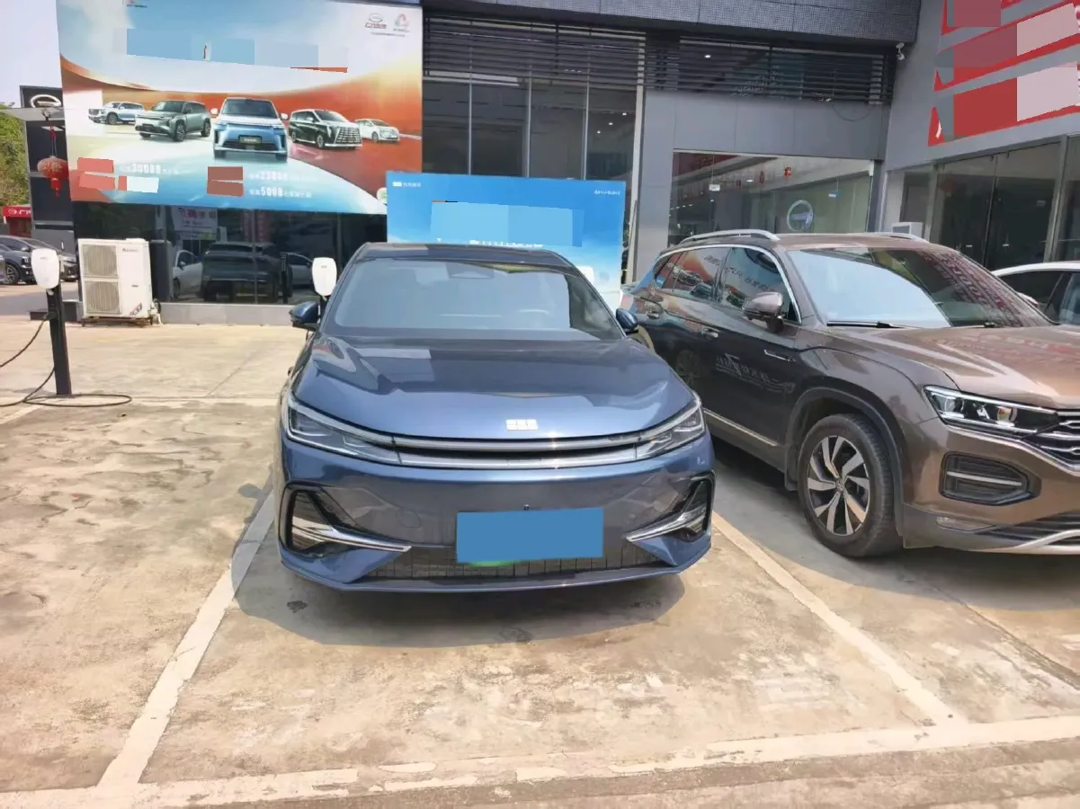 2025 Geely Galaxy A7 1.5L 112HP L4 1DHT PHEV,autocango,china used car exporter,china ev exporter,chinese used car exporter,chinese used ev exporter