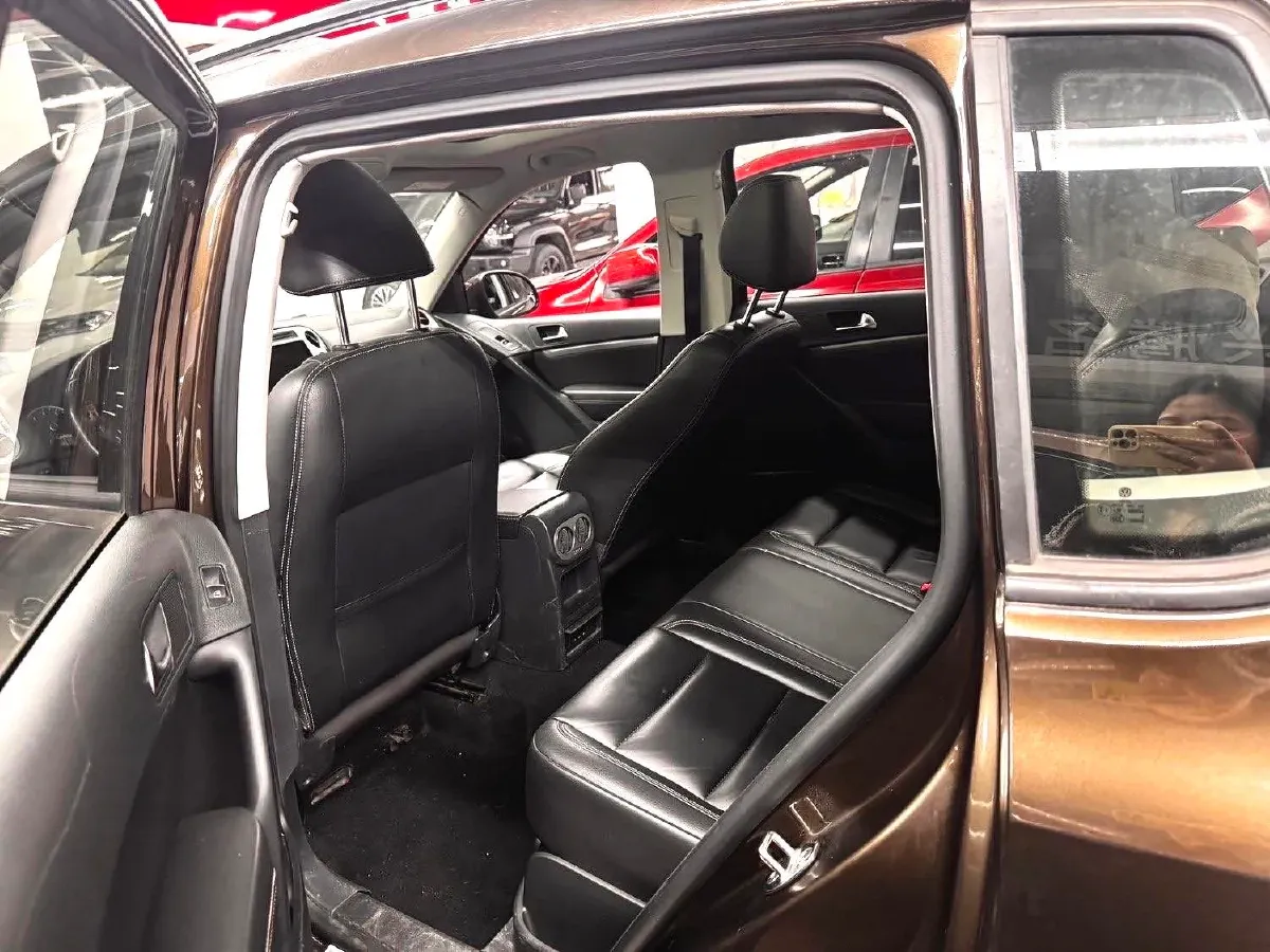 2017 Haval H9 2.0T 190HP L4 8AT,autocango,china used car exporter,china ev exporter,chinese used car exporter,chinese used ev exporter