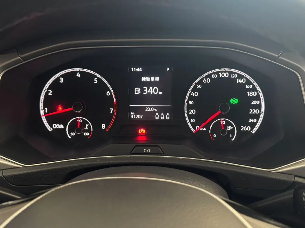 2019 Volkswagen T-Roc 1.4T 150HP L4 7DCT,autocango,china used car exporter,china ev exporter,chinese used car exporter,chinese used ev exporter