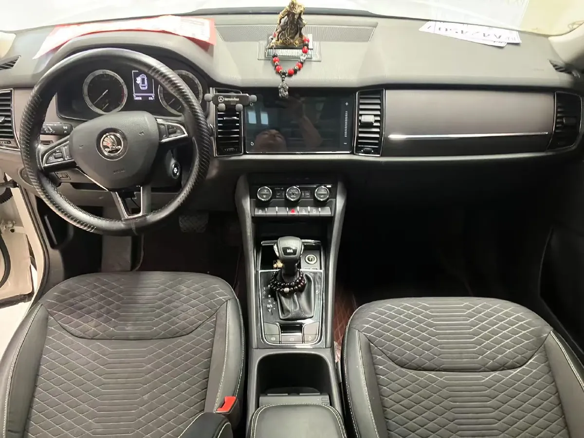 2018 Skoda Kodiak 2.0T 186HP L4 7DCT,autocango,china used car exporter,china ev exporter,chinese used car exporter,chinese used ev exporter