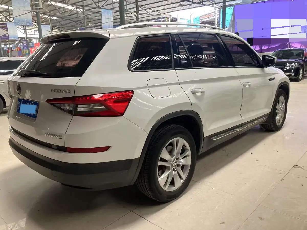 2018 Skoda Kodiak 2.0T 186HP L4 7DCT,autocango,china used car exporter,china ev exporter,chinese used car exporter,chinese used ev exporter