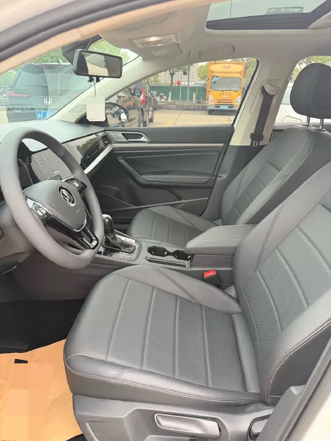 2021 Volkswagen Lavida 1.5L 113HP L4 6AT,autocango,china used car exporter,china ev exporter,chinese used car exporter,chinese used ev exporter