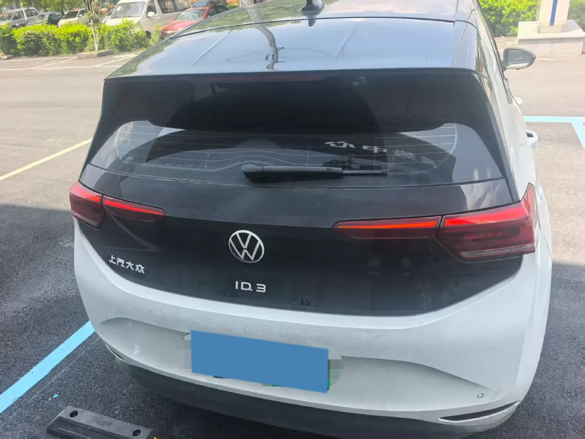 2024 Volkswagen ID.3 BEV 52.8KWH,autocango,china used car exporter,china ev exporter,chinese used car exporter,chinese used ev exporter