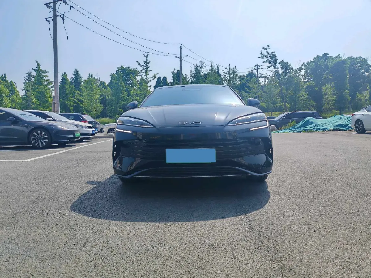 2025 BYD Seal07 DM-i 1.5L 101HP L4 E-CVT PHEV 17.6KWH,autocango,china used car exporter,china ev exporter,chinese used car exporter,chinese used ev exporter