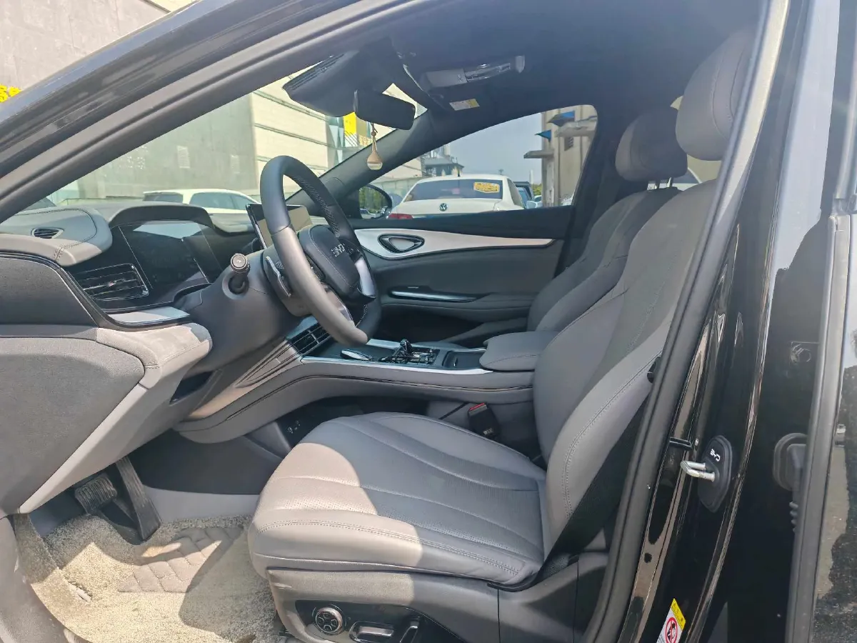 2025 BYD Seal07 DM-i 1.5L 101HP L4 E-CVT PHEV 17.6KWH,autocango,china used car exporter,china ev exporter,chinese used car exporter,chinese used ev exporter