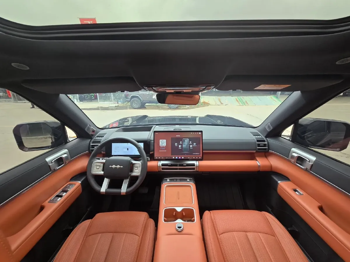 2025 FangChengBao Tai 7 1.5T 156HP L4 E-CVT PHEV,autocango,china used car exporter,china ev exporter,chinese used car exporter,chinese used ev exporter