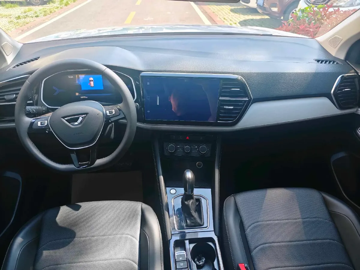 2023 Jetta VS7 1.4T 150HP L4 6AT,autocango,china used car exporter,china ev exporter,chinese used car exporter,chinese used ev exporter