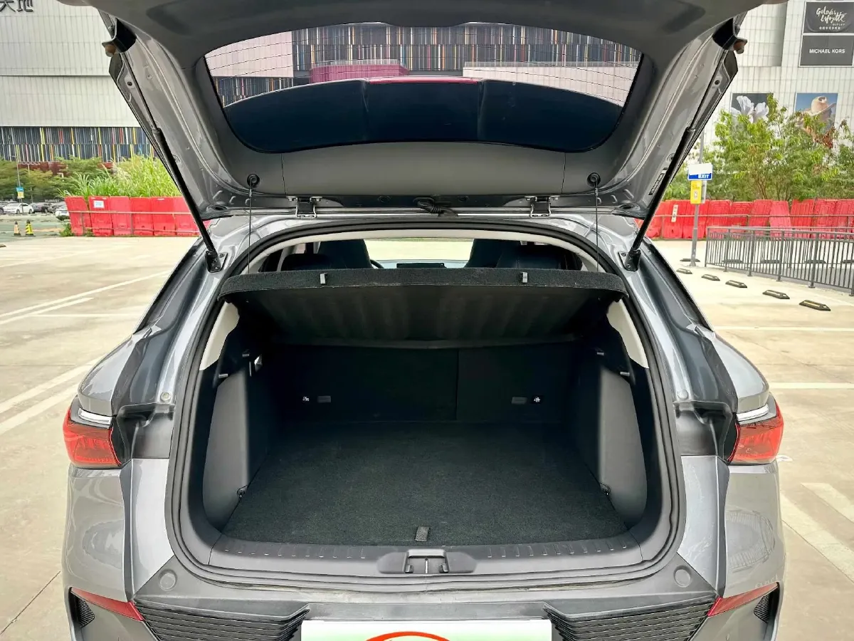 2022 Roewe RX5 MAX 1.5T 181HP L4 6AT,autocango,china used car exporter,china ev exporter,chinese used car exporter,chinese used ev exporter