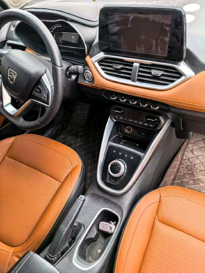 2018 KaiYi E3 1.6L 110HP L4 5MT,autocango,china used car exporter,china ev exporter,chinese used car exporter,chinese used ev exporter