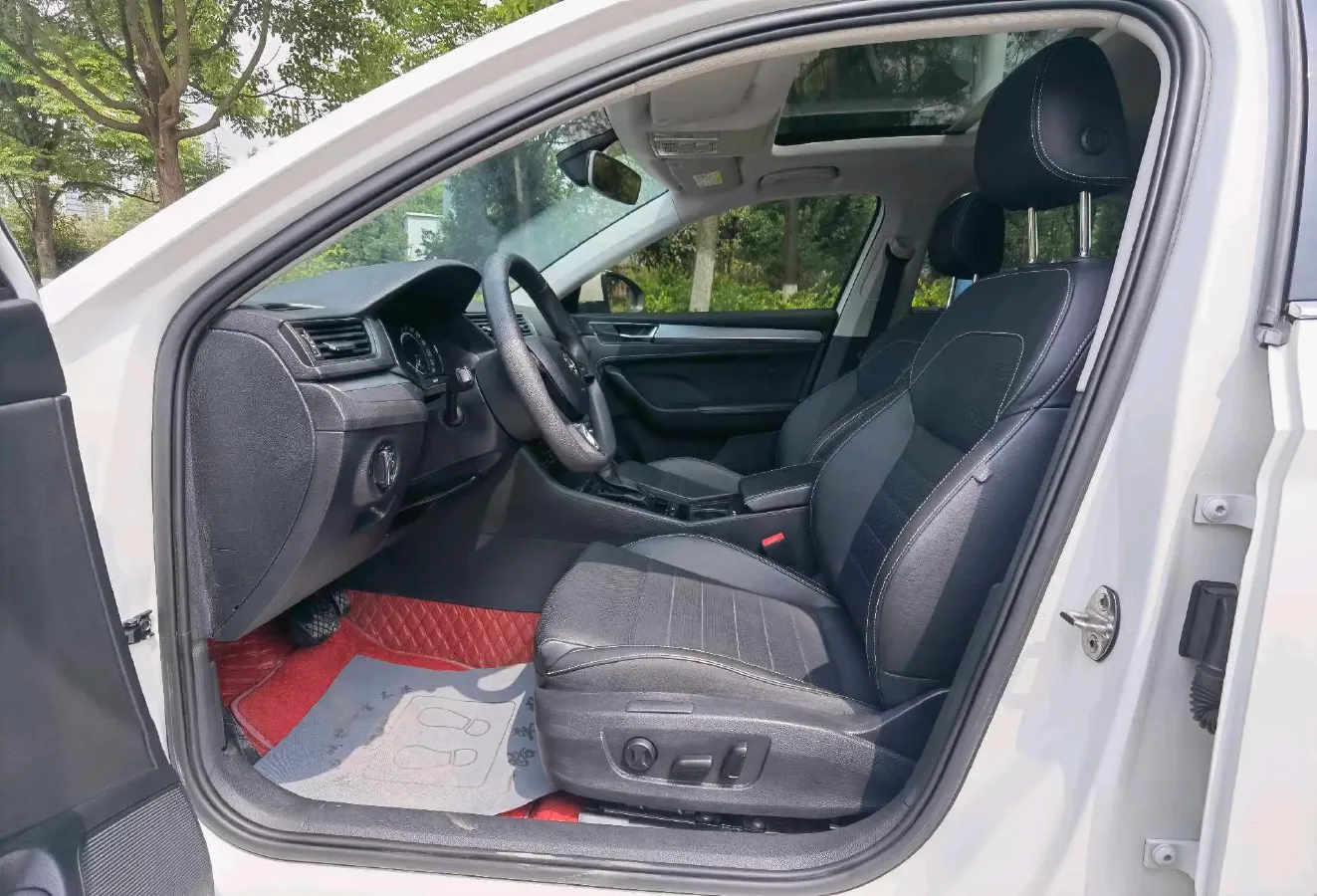 2019 BYD Song MAX 1.5T 154HP L4 6DCT PHEV 15.98KWH,autocango,china used car exporter,china ev exporter,chinese used car exporter,chinese used ev exporter