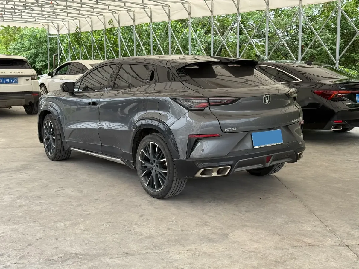 2023 ChangAn UNI-T 1.5T 188HP L4 7DCT,autocango,china used car exporter,china ev exporter,chinese used car exporter,chinese used ev exporter