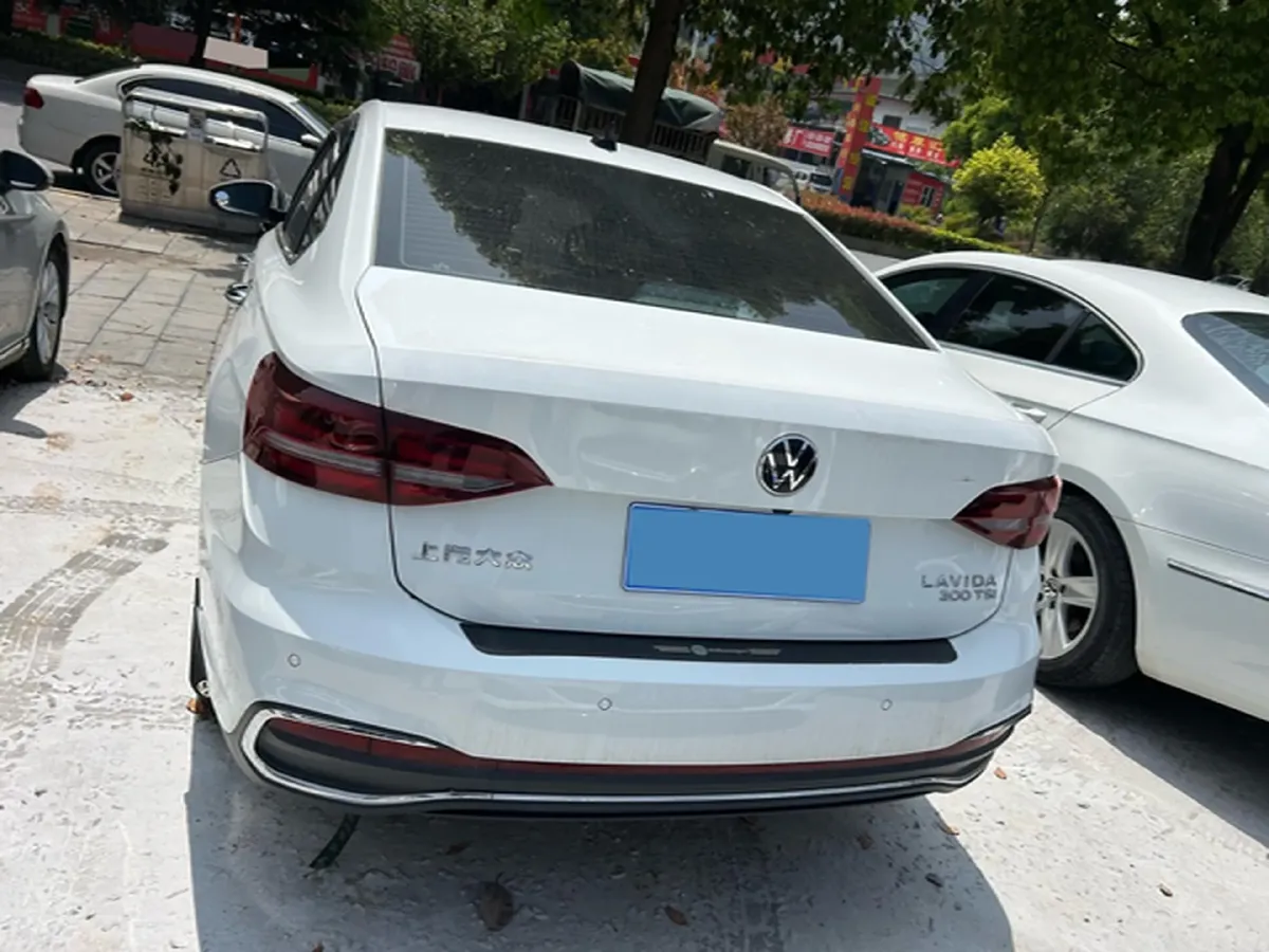 2023 Volkswagen Lavida 1.5T 160HP L4 7DCT,autocango,china used car exporter,china ev exporter,chinese used car exporter,chinese used ev exporter