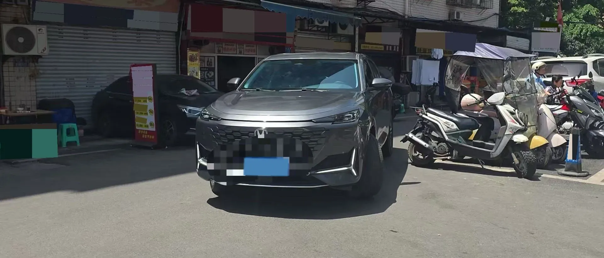 2024 ChangAn UNI-K 2.0T 233HP L4 8AT,autocango,china used car exporter,china ev exporter,chinese used car exporter,chinese used ev exporter