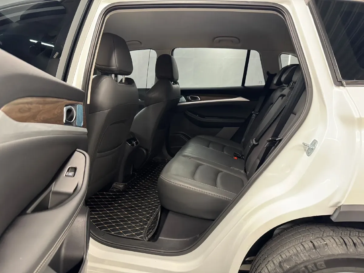 2023 Skyworth EV6 BEV 51.92KWH,autocango,china used car exporter,china ev exporter,chinese used car exporter,chinese used ev exporter