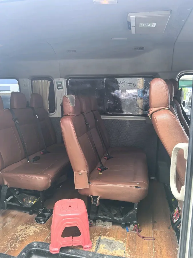 2020 MAXUS XinTu V80 2.5T 136HP L4 6MT,autocango,china used car exporter,china ev exporter,chinese used car exporter,chinese used ev exporter