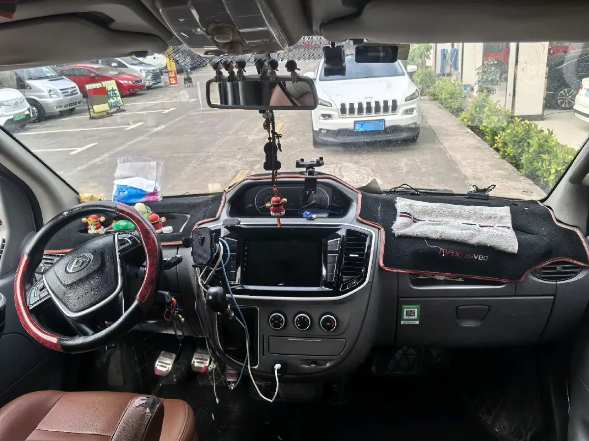 2020 MAXUS XinTu V80 2.5T 136HP L4 6MT,autocango,china used car exporter,china ev exporter,chinese used car exporter,chinese used ev exporter