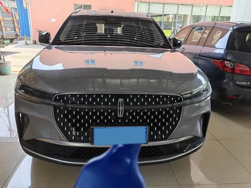 2023 Lincoln Nautilus 2.0T 261HP L4 8AT,autocango,china used car exporter,china ev exporter,chinese used car exporter,chinese used ev exporter