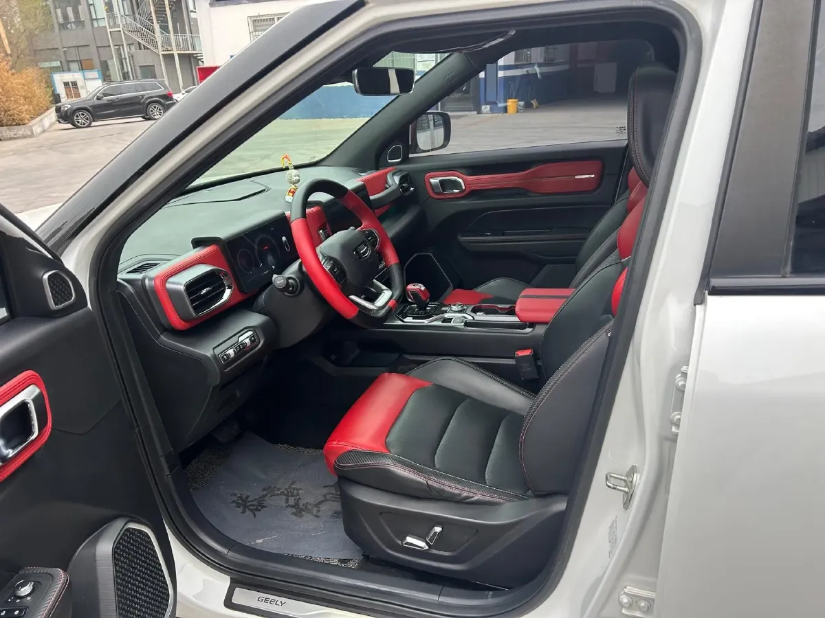 2020 Geely ICON 1.5T 177HP L3 7DCT,autocango,china used car exporter,china ev exporter,chinese used car exporter,chinese used ev exporter