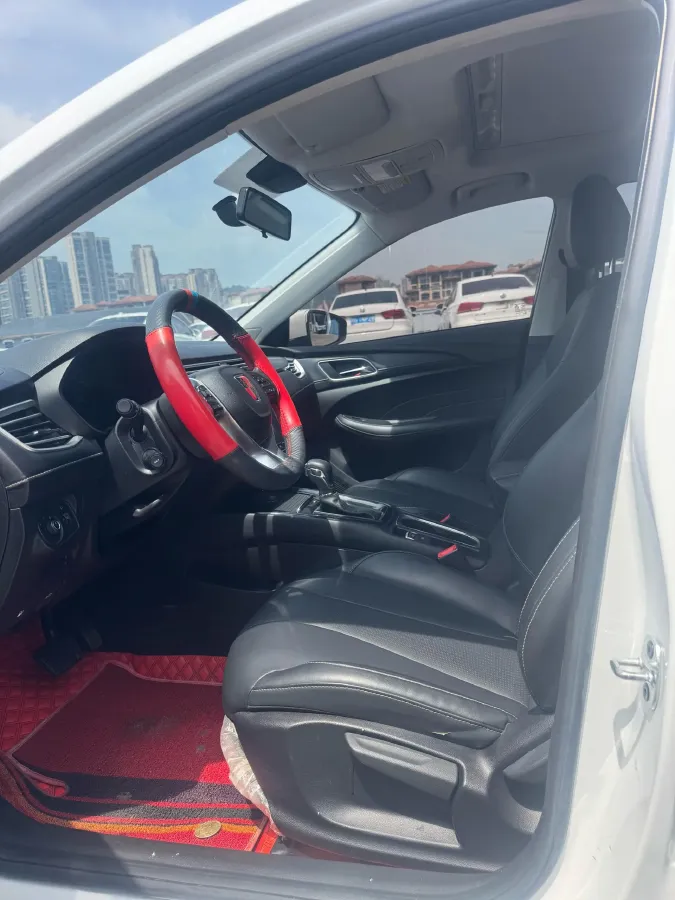2019 Roewe i5 1.5L 120HP L4 CVT,autocango,china used car exporter,china ev exporter,chinese used car exporter,chinese used ev exporter