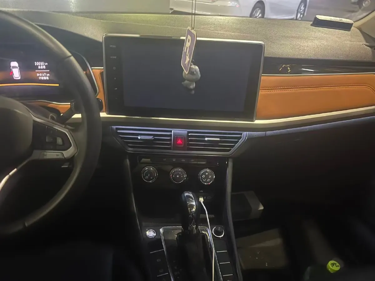 2023 Volkswagen Bora 1.2T 116HP L4 7DCT,autocango,china used car exporter,china ev exporter,chinese used car exporter,chinese used ev exporter