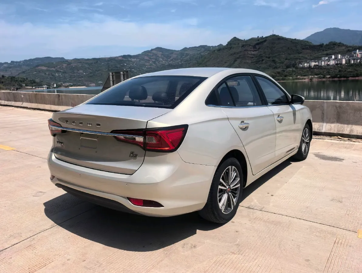 2019 Roewe i5 1.5L 120HP L4 CVT,autocango,china used car exporter,china ev exporter,chinese used car exporter,chinese used ev exporter