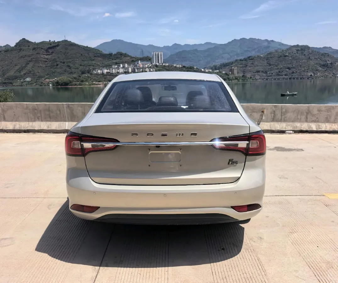 2019 Roewe i5 1.5L 120HP L4 CVT,autocango,china used car exporter,china ev exporter,chinese used car exporter,chinese used ev exporter