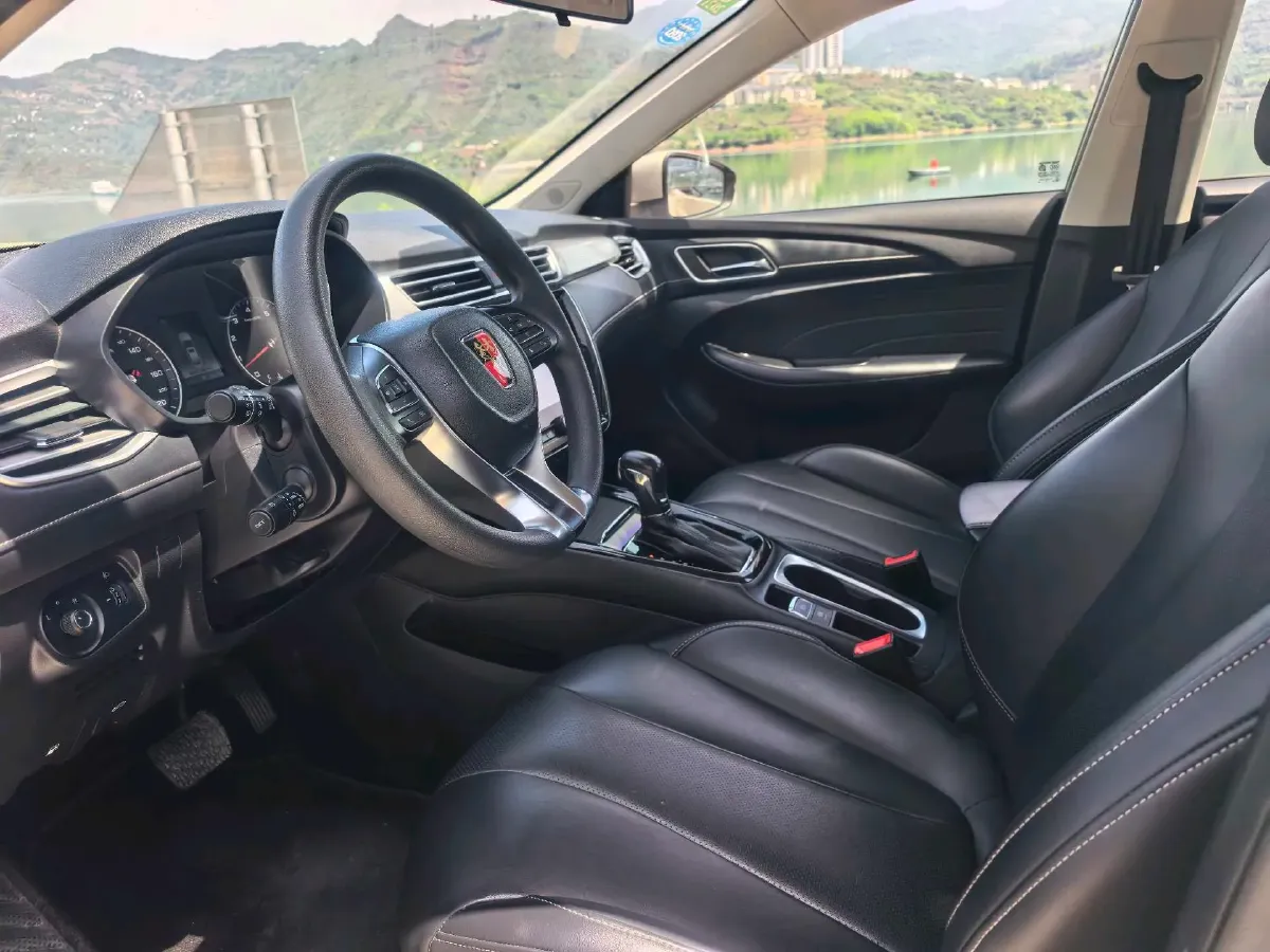 2019 Roewe i5 1.5L 120HP L4 CVT,autocango,china used car exporter,china ev exporter,chinese used car exporter,chinese used ev exporter