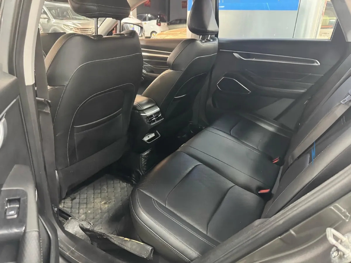 2022 Geely Emgrand 1.5L 114HP L4 CVT,autocango,china used car exporter,china ev exporter,chinese used car exporter,chinese used ev exporter