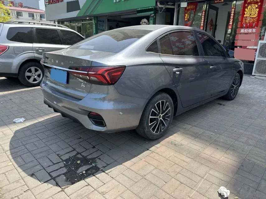 2021 Roewe i5 1.5L 120HP L4 CVT,autocango,china used car exporter,china ev exporter,chinese used car exporter,chinese used ev exporter