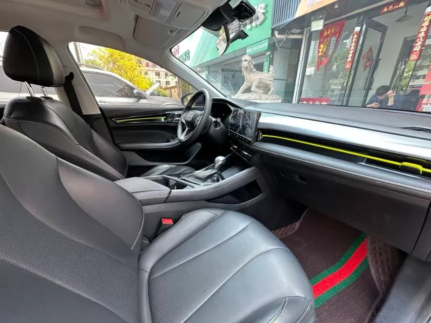 2021 Roewe i5 1.5L 120HP L4 CVT,autocango,china used car exporter,china ev exporter,chinese used car exporter,chinese used ev exporter