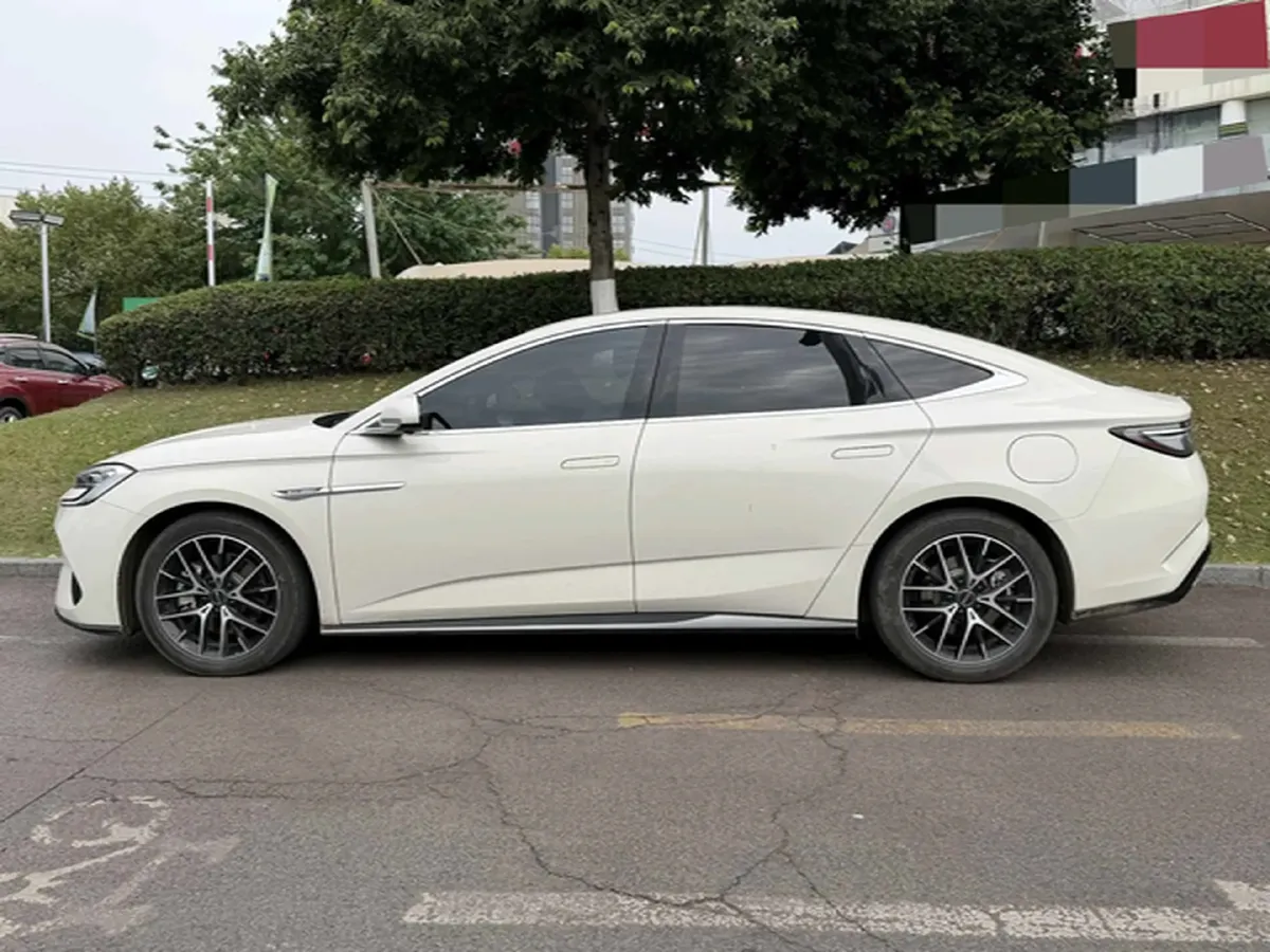 2025 BYD Seal07 DM-i 1.5L 101HP L4 E-CVT PHEV 17.6KWH,autocango,china used car exporter,china ev exporter,chinese used car exporter,chinese used ev exporter