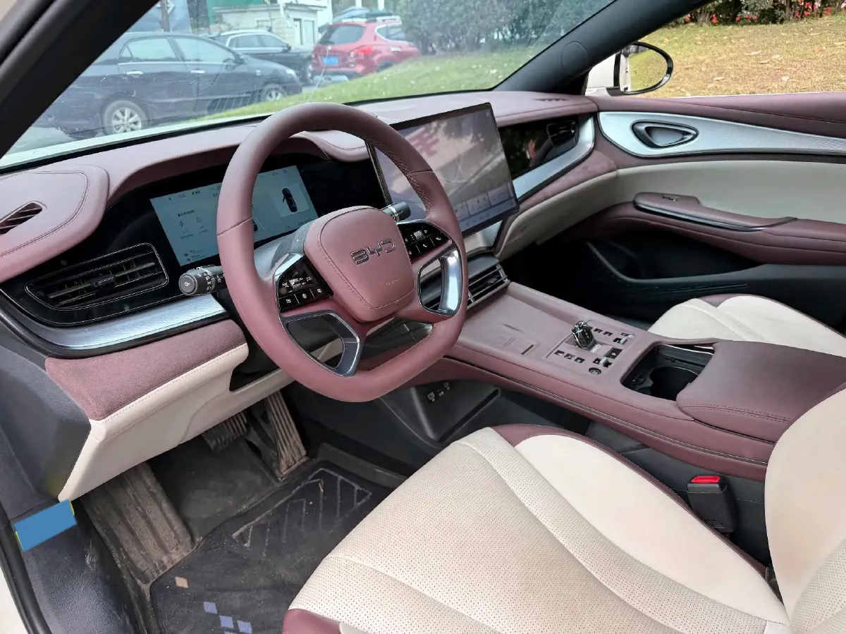 2025 BYD Seal07 DM-i 1.5L 101HP L4 E-CVT PHEV 17.6KWH,autocango,china used car exporter,china ev exporter,chinese used car exporter,chinese used ev exporter