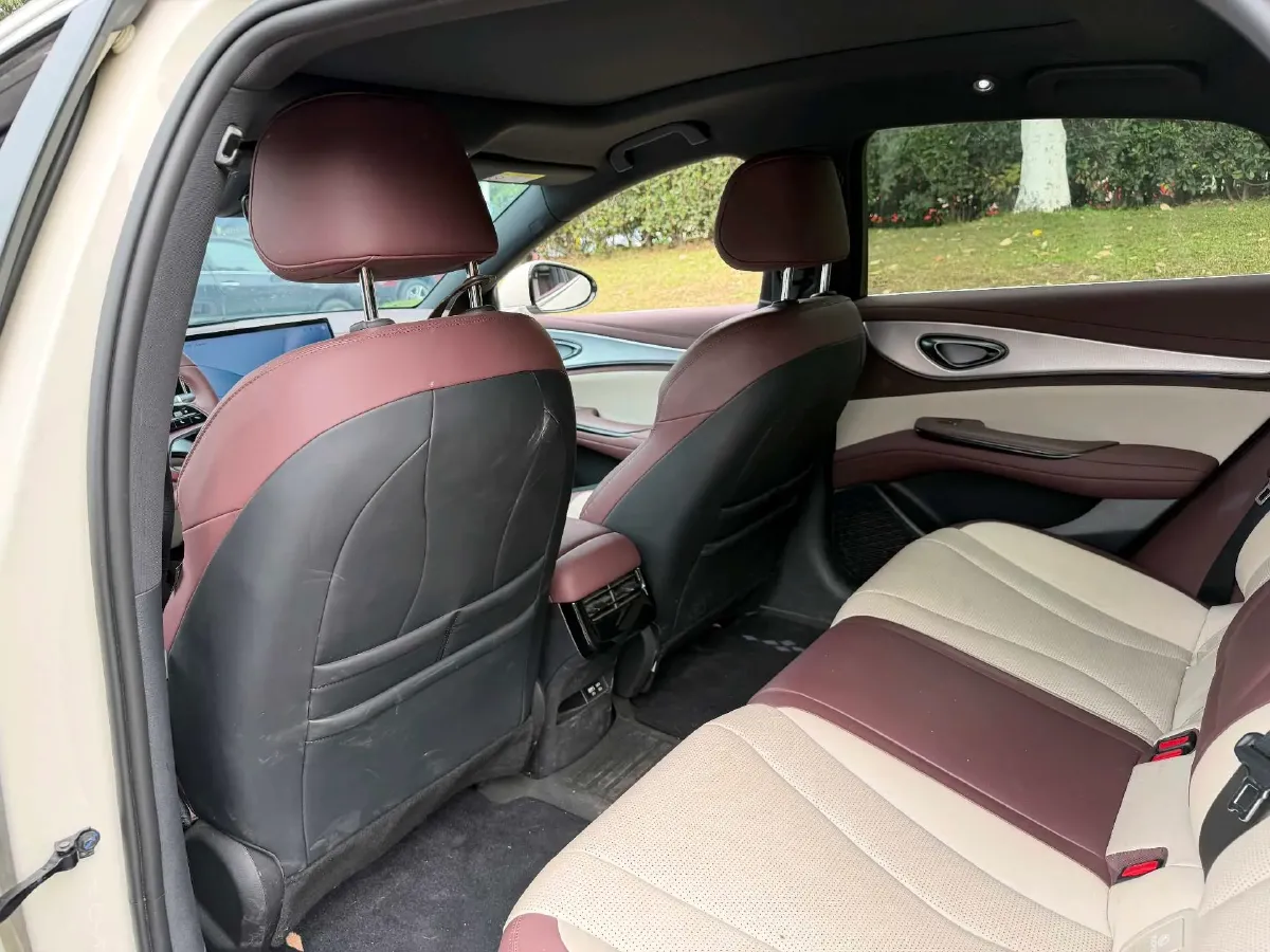 2025 BYD Seal07 DM-i 1.5L 101HP L4 E-CVT PHEV 17.6KWH,autocango,china used car exporter,china ev exporter,chinese used car exporter,chinese used ev exporter