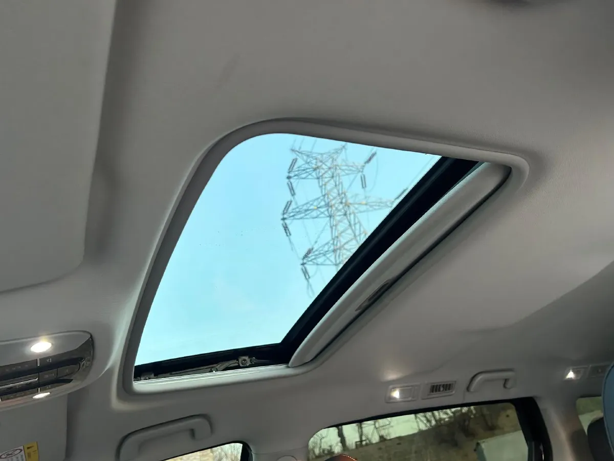 2023 GAC Trumpchi M8 2.0T 252HP L4 8AT,autocango,china used car exporter,china ev exporter,chinese used car exporter,chinese used ev exporter